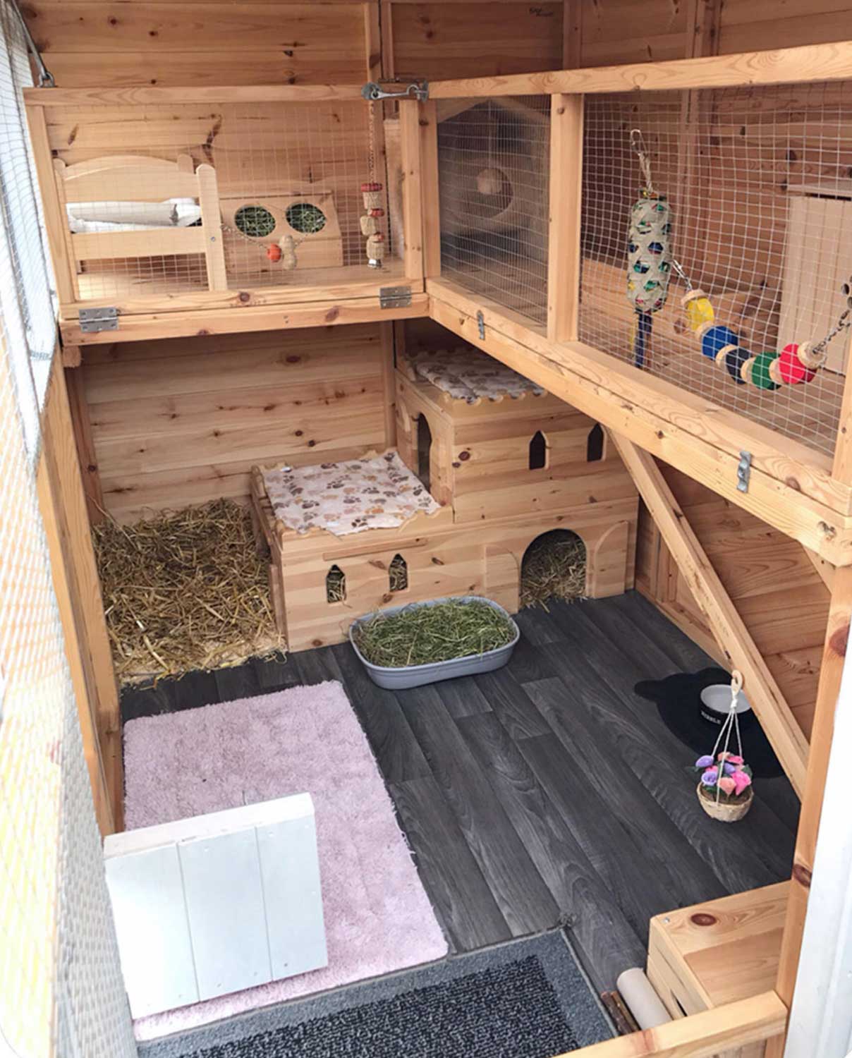 Intérieur abri pour lapin - Compte Instagram @Bunny_and_Henry_and_Moo_Moo